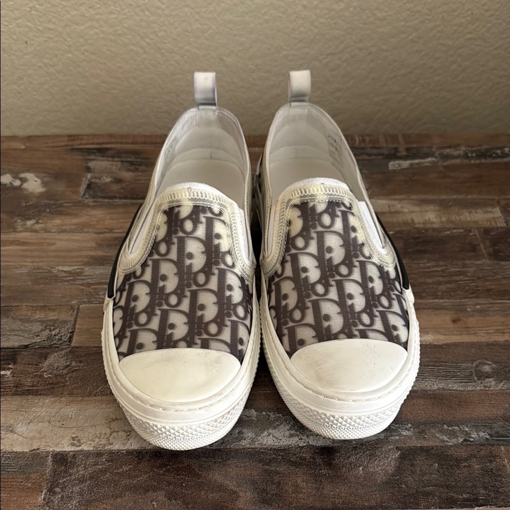 Dior Women's Slip-On Shoes - White and Black